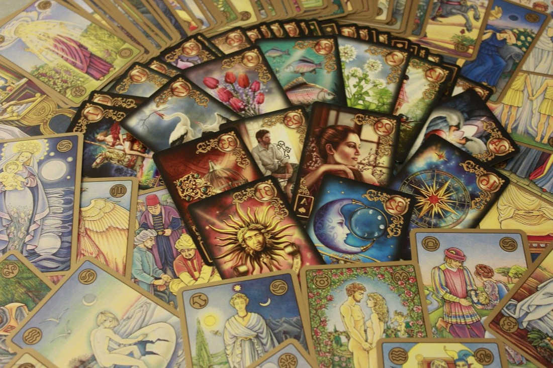 Comment interpréter les cartes de l'oracle de Belline ? - PREDiVi